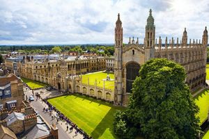 10 найкрасивіших університетів світу фото